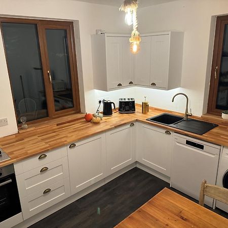 3 Bed Ground Floor Apartment - Hot Tub Optional Upgrade Hythe  Luaran gambar
